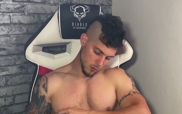 BoyGym: ***taste My Big Cock Pls***