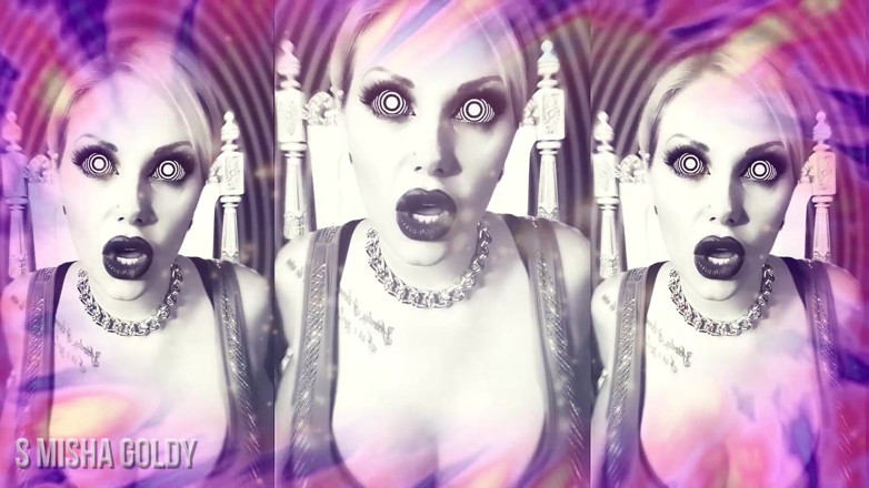 Goddess Misha Goldy: Nevoia ta de masturbare va fi incontrolabilă după acest clip!