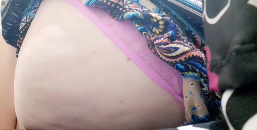Nicoletta Embassi: Maravilloso coño peludo de madrastra italiana en la tienda