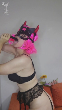 Be Tempted by My Tits and Kitty Mask as I Pleasure Myself