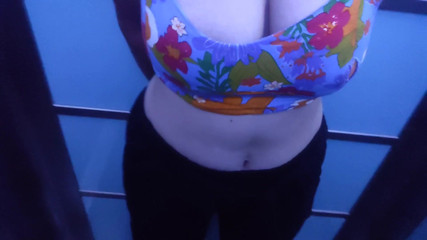 Kaa696868: Dün gece bir yabancıyla sikişiyor