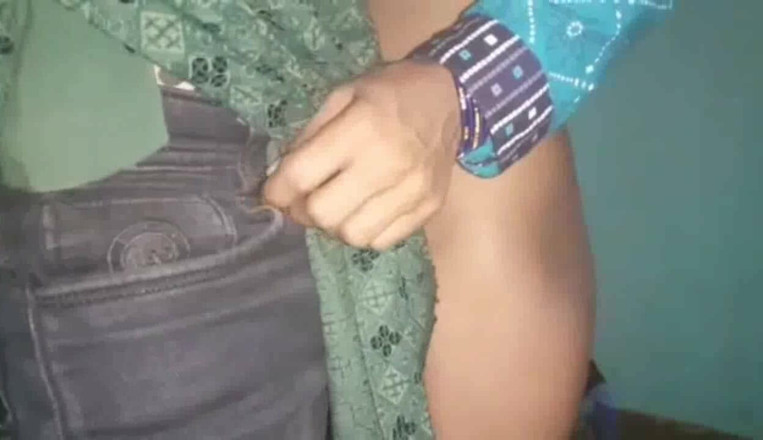 Bhabhi: Горячее видео бхабхи, чудай, часть 1