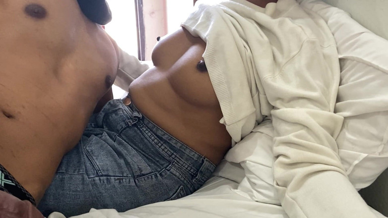 Ritu Bhabhi: La ragazza arrapata ha avuto un grande orgasmo leccata sensuale...