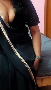 Indiancă bhabi sexy futută în stil desi audio hindi complet