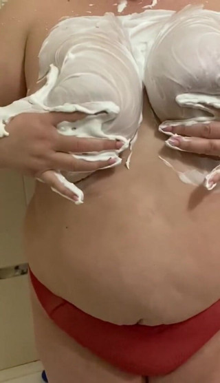 Didymom: My big nipples like many cum