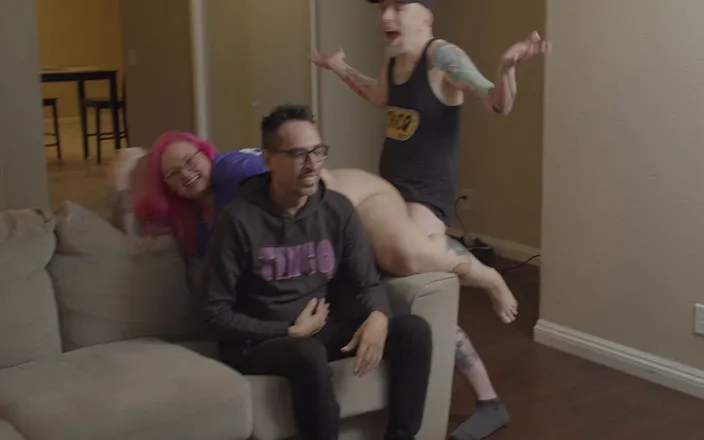 Thicq: The big Game - Sara Star, Kai Bailey