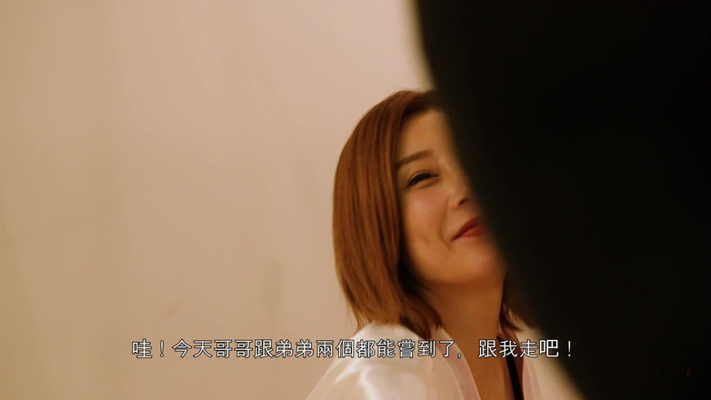 Fewoovcom: Sadece bebek kızlarını hedef alan çöp kardeşler