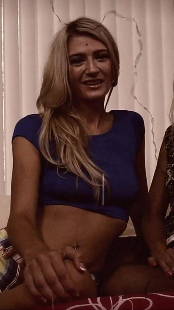 Blond MILFs in Lesbo Fun (Lezdom Austria) Blond MILFs in Lesbo Fun (Lezdom Austria)