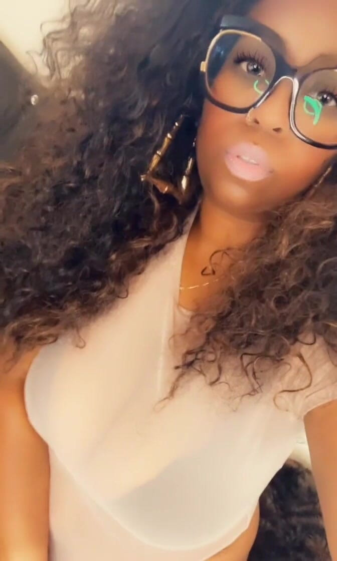 Diamond: Parfois, les vêtements peuvent être tellement peu flatteurs.