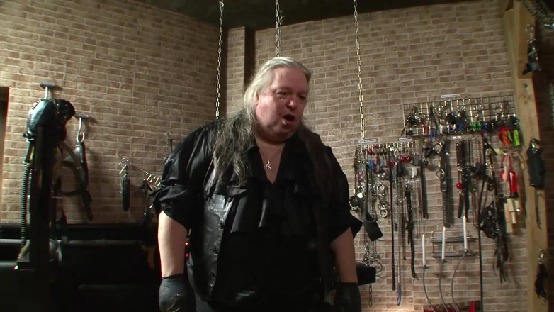 German BDSM MMV: Německé teen sexuální otrokyně v mém suterénu