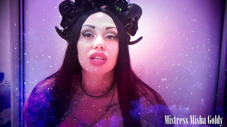 Goddess Misha Goldy: Humillación de sphúcubo seducción! Necesito tu esperma!