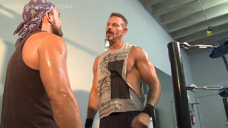 Bad boys bootcamp: Entrenamiento de gimnasio - parte 1