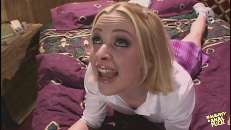 Naughty anal fuck: Ela implorou a alguém lá fora para trazer seu Shane...