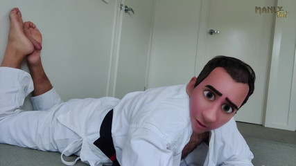 Manlyfoot: Ano, Sensei! - instruktorka bojových umění Vás zve na exkluzivní třídu...