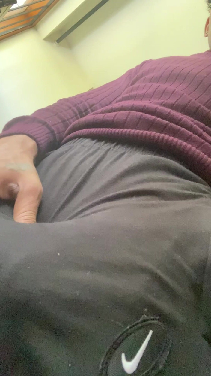 WeakBond365: रविवार मेरे सुंदर लंड के साथ मजा लें