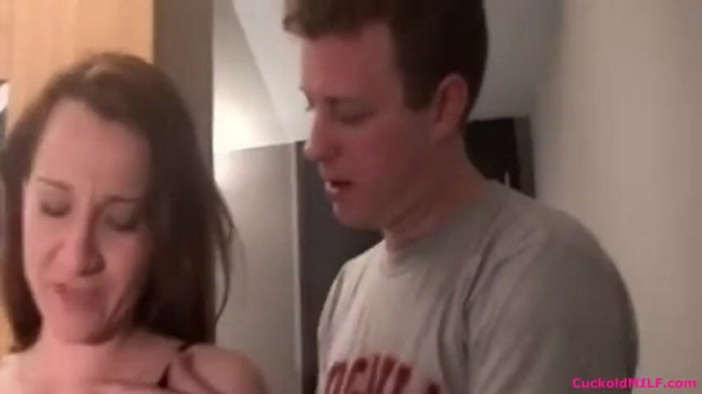 Cuckold MILF: Rogacz MILF Munching na BBC Bull