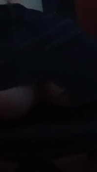 Lia e seus jeans rasgados