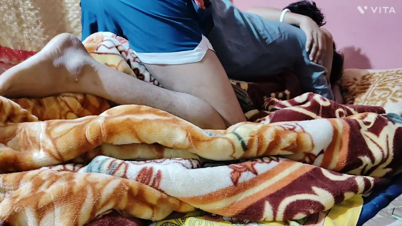 Uttar dinajpur: Namorada e namorado Ki Chudai vídeo viral