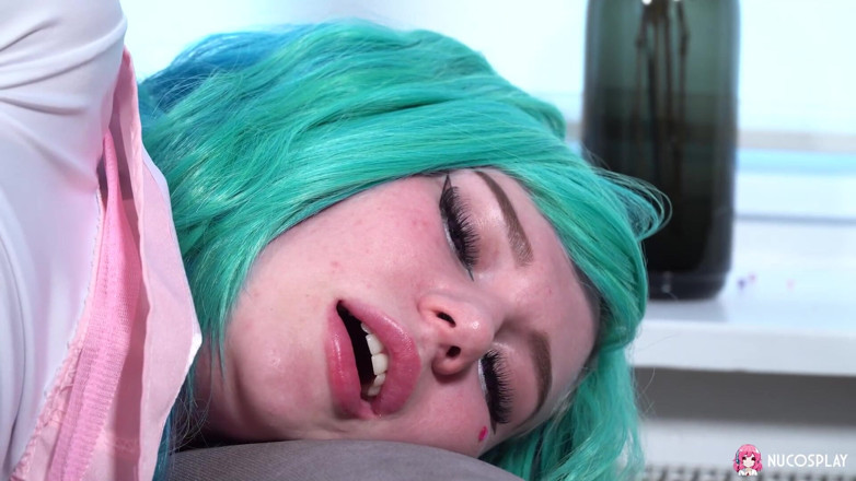 Nu Cosplay: Leyla Lure to napalona niebieskowłosa dziwka hentai