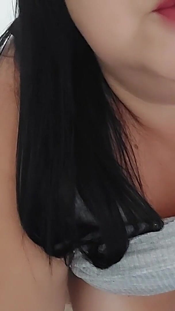 I Masturbated with a Pillow and Finished by Punching My Cock in the Pussy (Enfgulosa)