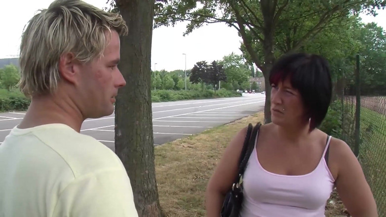 Mature Climax - 100% Mature Videos: Stor röv mogen knullas bakifrån efter avsugning