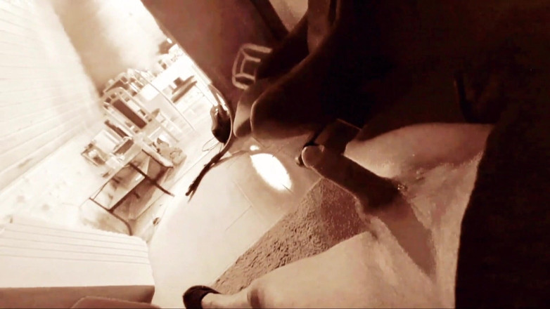 KittieNoOne: 我喜欢他的鸡巴