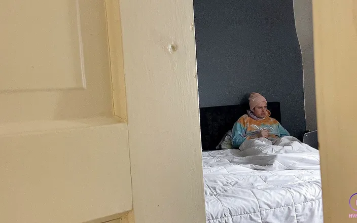 Hvnter: POV: you're my roommate &amp; you watch me jerking off