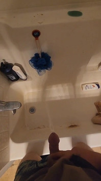 Pissing in the Tub.