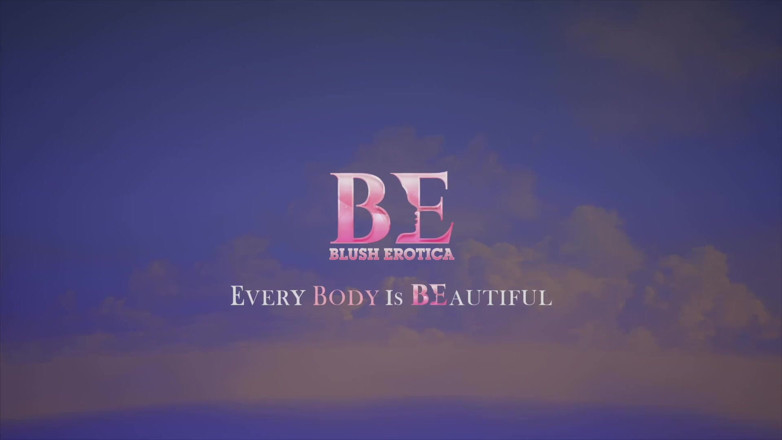 Blush erotica: Fată grasă se masturbează Bea York Blush Erotica