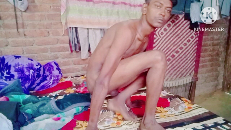 Contentformation2: Băiat indian, fată cu mare fan și echipa lui Dumnezeu