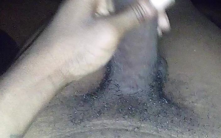 SweetDWillie456: Grande polla negra travesti masturbándose