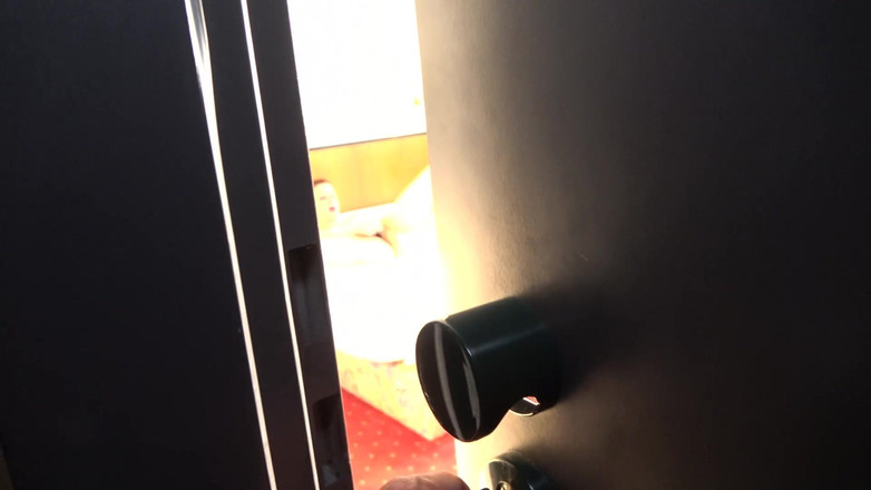 Aleman-Adult-Actor: 보니 러브가 자위하다 잡혔어