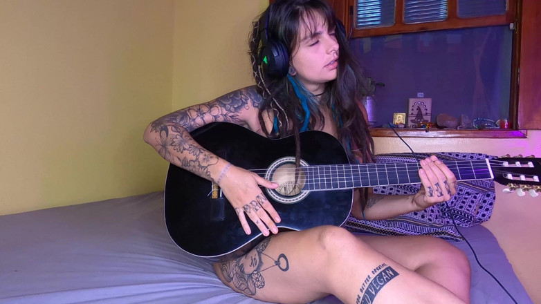 Dread Hot: Wet Every Bed with a Delicious Squirt for You