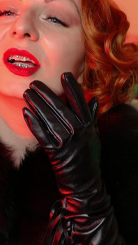 Sexual pin up Arya, ASMR video with long black gloves