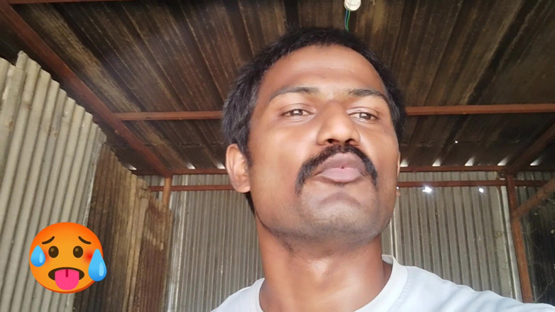 KUMBHA MANOJ KUMAR: Były traktor jazdy