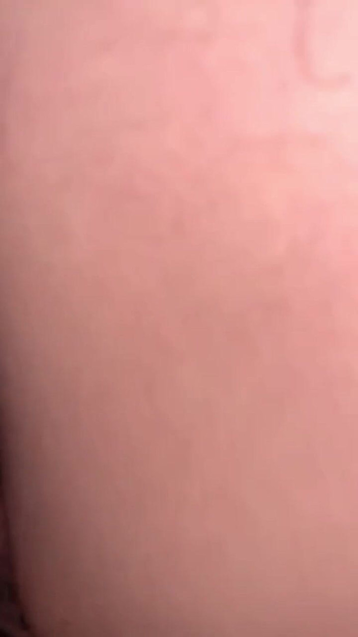 The Substance: Moje rande na Tinderu se ukázalo být docela nymfomankou!