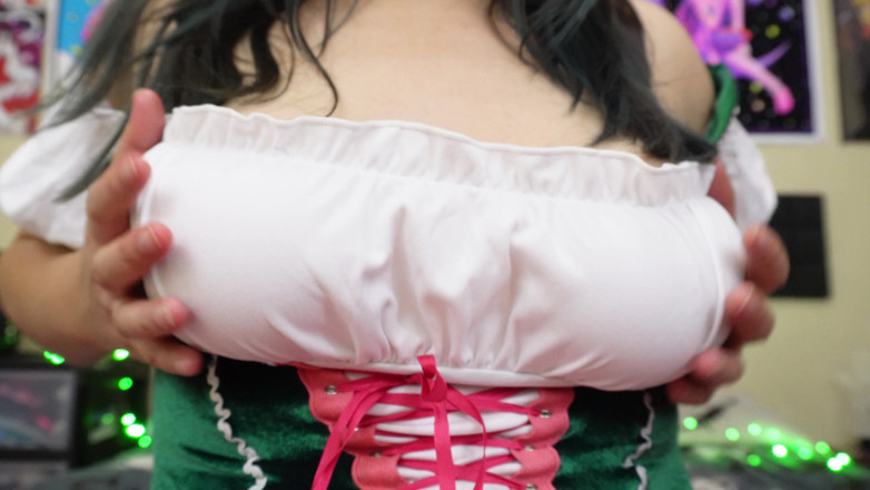 VickyVixen: Tôn thờ bộ ngực to của tôi cho Giáng sinh