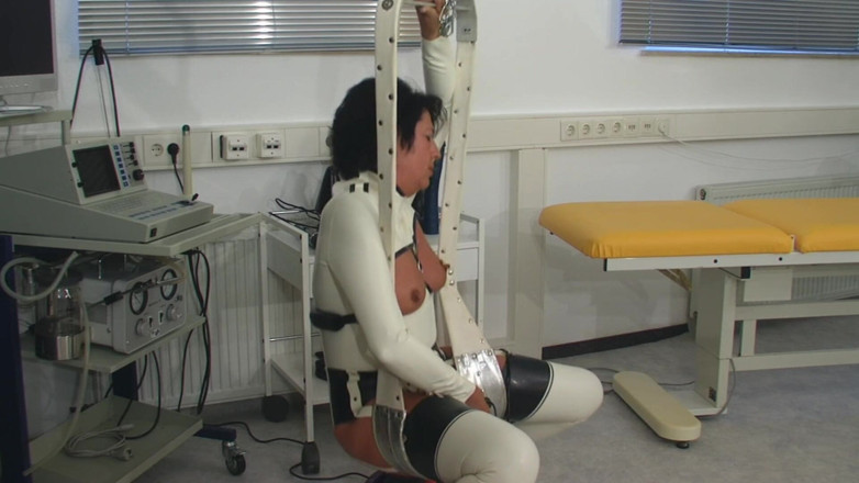 Rubber & Clinic Studio - 1ATOYS: Anal masturbation experience in latex