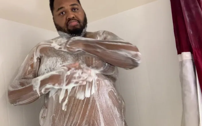 Blkhole420: Gainer shower