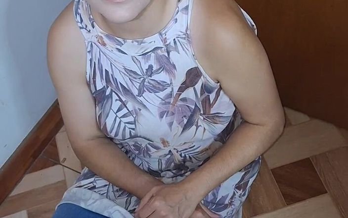 Agnes Swallow: Padrastro me mea porque me orine en mis pantalones