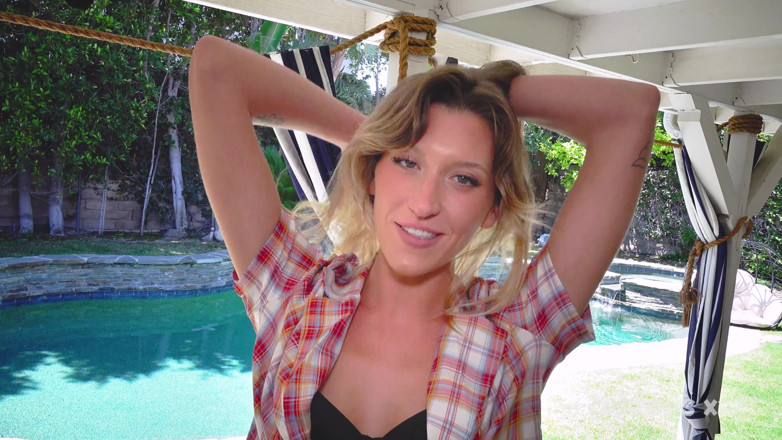 1111CustomsXXX: Veinte minutos de Addison