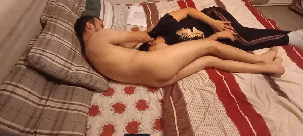 Ionut899: Üvey Babam Sikini Içime Sertçe Sokuyor