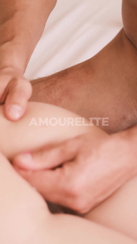 Sora vitregă i-a cerut fratelui ei vitreg să-i pregătească analul pentru noul ei iubit. Amour Elite