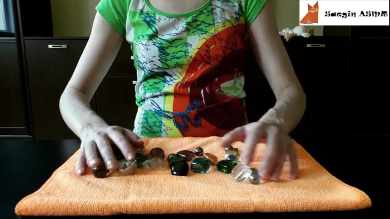 Saegin: 2[ASMR] Glass marbles and pebbles (no talking)