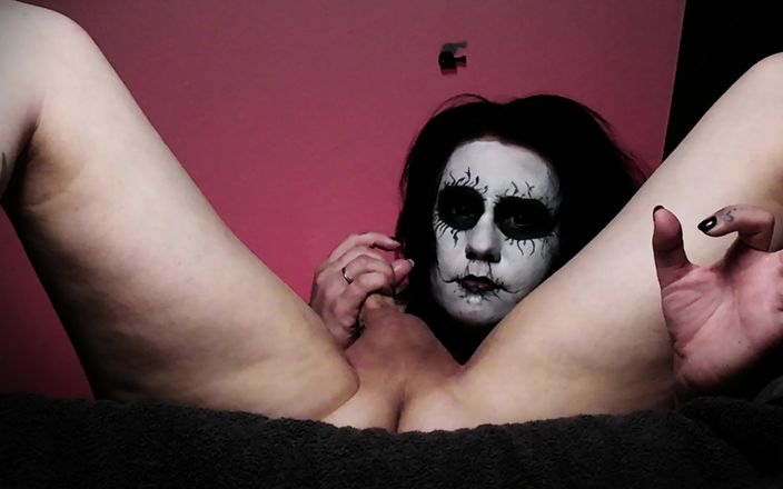 Damagedcosplays: Black Metal Goth Deepthroats tak dobré, že dostane dva výstřik do...