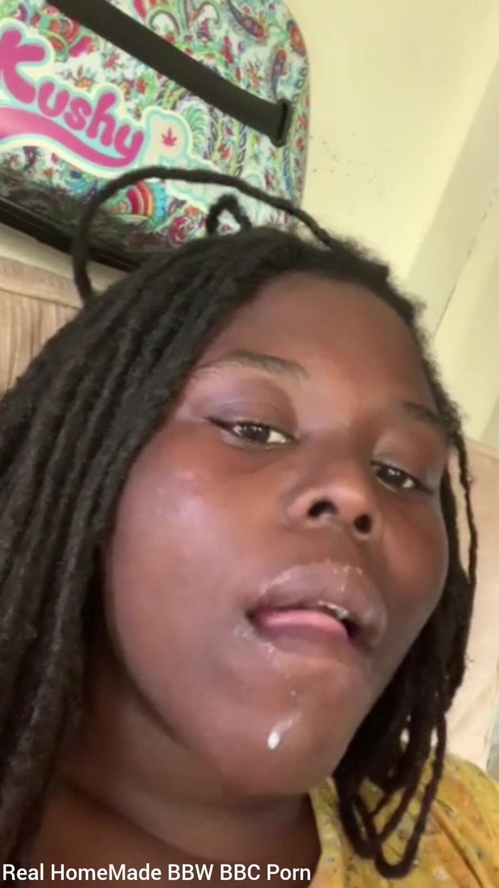 Super sexy ebony cuties: प्रशंसक अनुरोध छिड़क के साथ एक आइसक्रीम चाटना