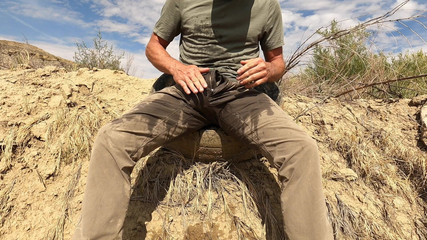 Lapetus: Stříkání chcanek během práce na poli