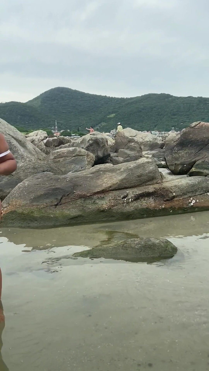 Cutiepiie Chubby: Kompilasi bugil di pantai