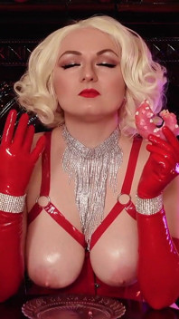 Sexy rubia caliente milf Arya Grander comiendo donas - fetiche de comida en guantes largos de látex