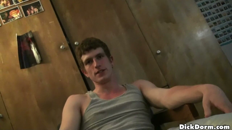 Reality Dudes: Reality Dudes - Robert Makes Bjs Orgasm as They Dare Roommates...
